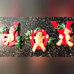 Home Interiors Set of Christmas JOY Bears, can be hung, measure 4.5" x 4.5"